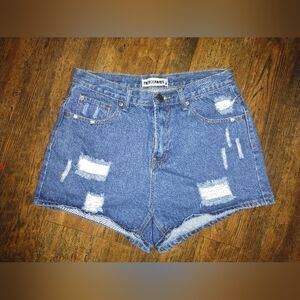 Woman's The Rockn Rev jean shorts size US 10